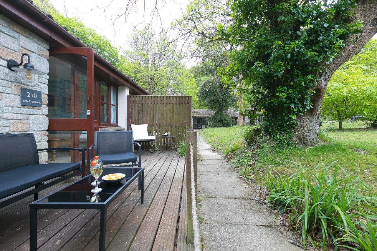 Cosy Woodland Home Uny Lelant ภายนอก รูปภาพ
