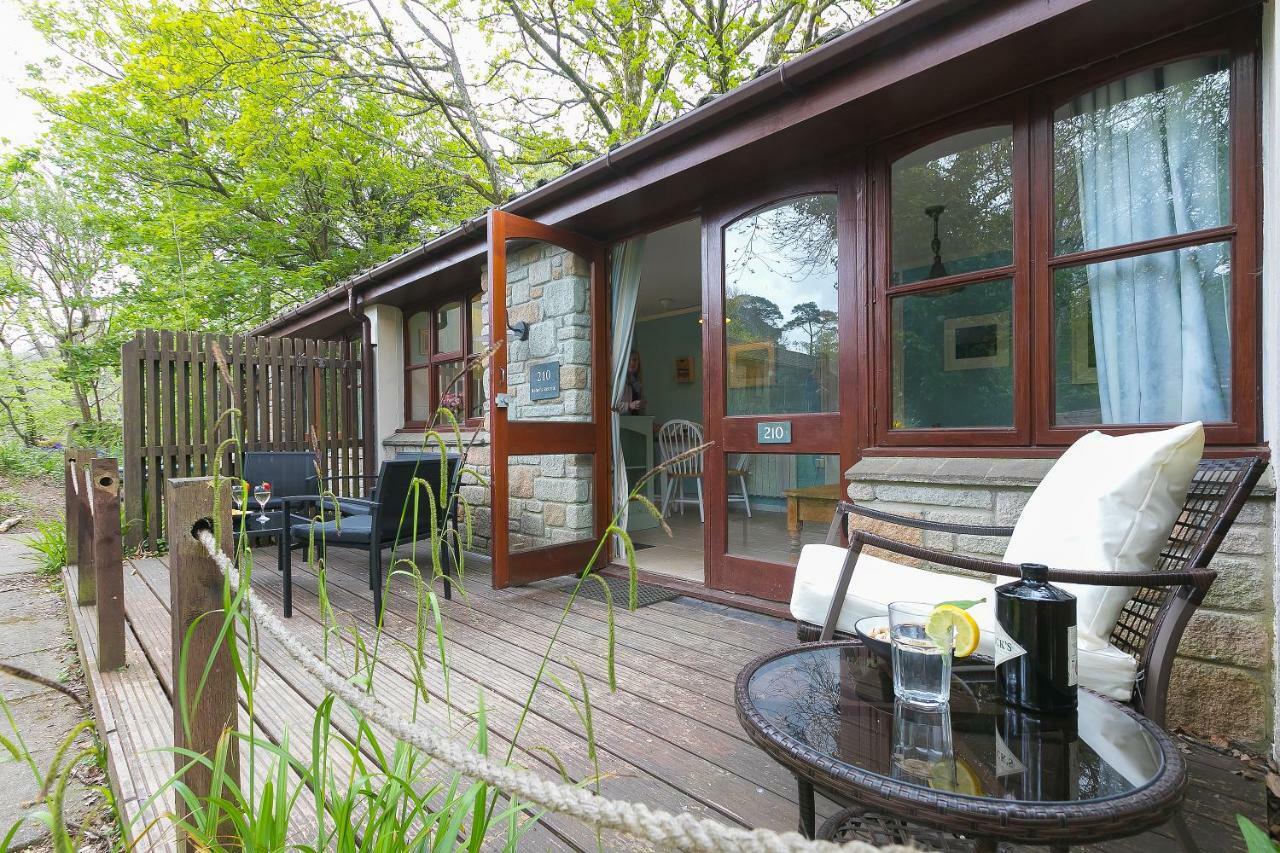 Cosy Woodland Home Uny Lelant ภายนอก รูปภาพ